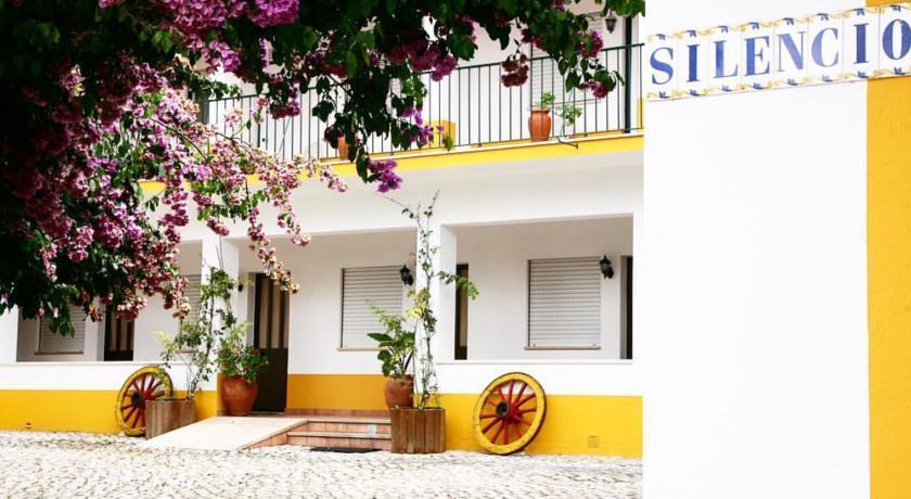Costa Brava Alojamento Benedita Exterior foto